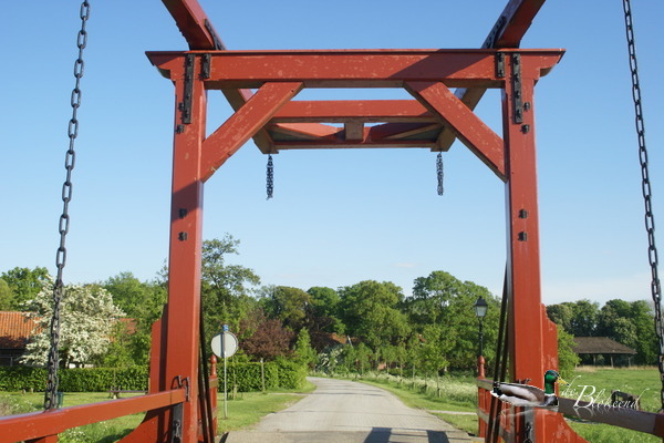 Rode brug weer open